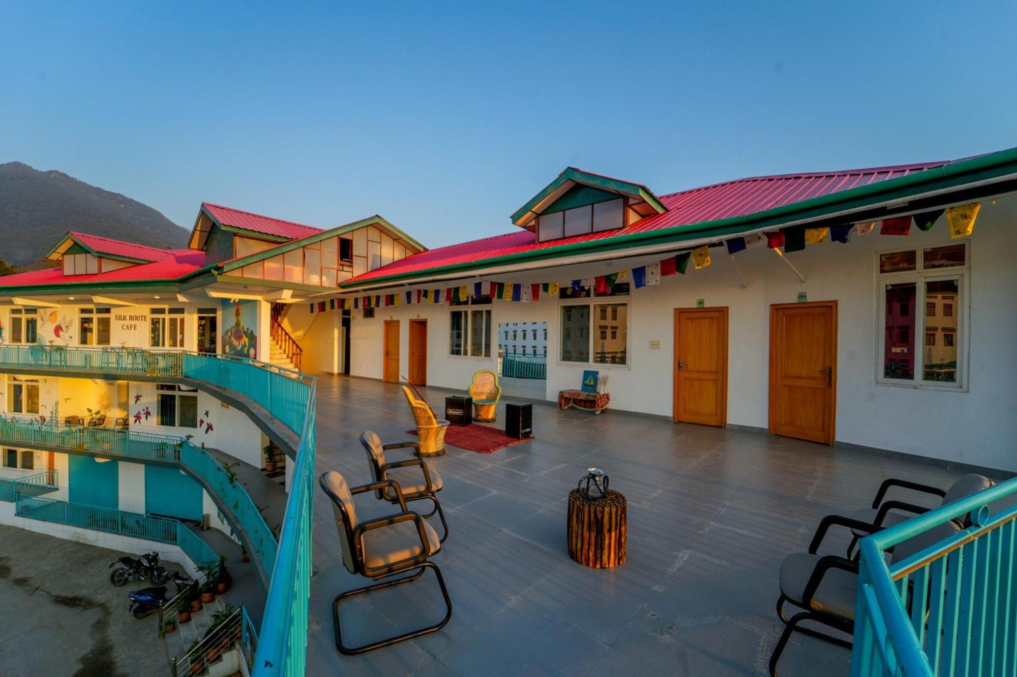 Chokling Arthouse - The Treasure Of Himalayas Hotel Bīr Eksteriør billede