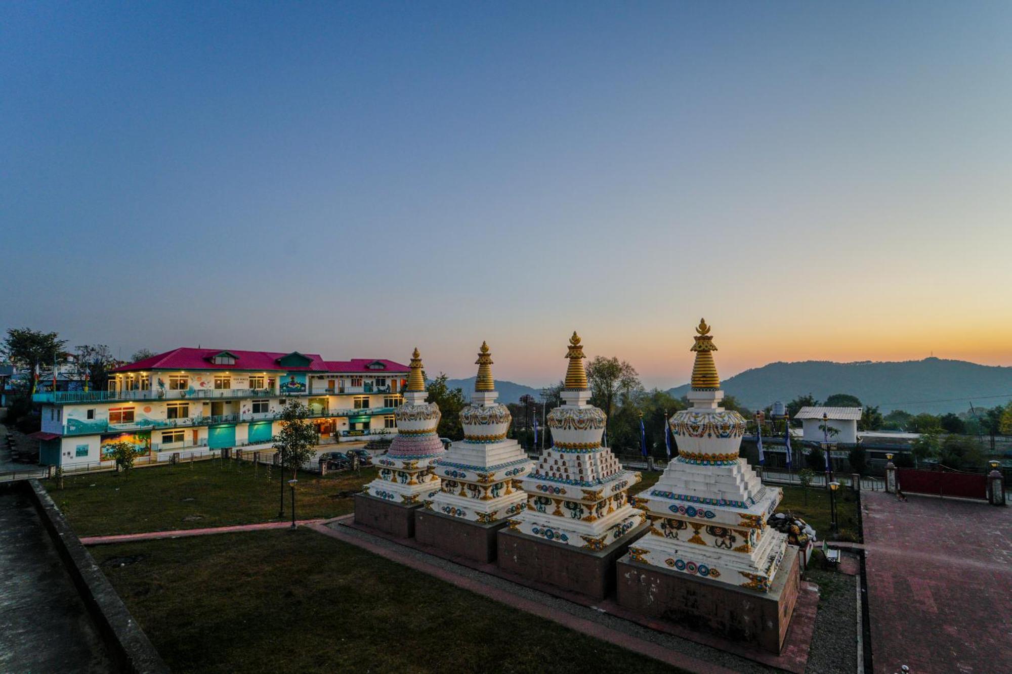 Chokling Arthouse - The Treasure Of Himalayas Hotel Bīr Eksteriør billede