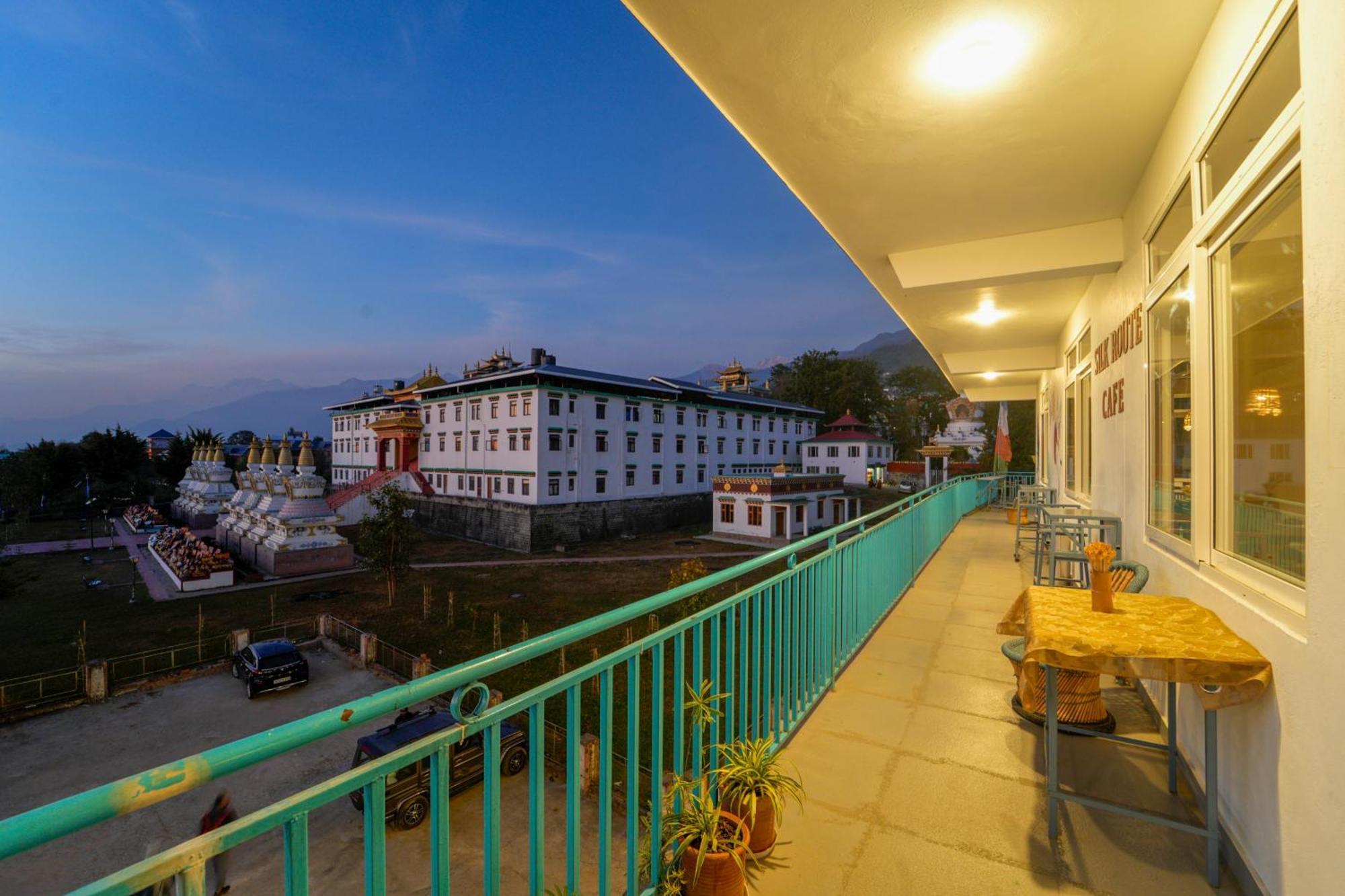 Chokling Arthouse - The Treasure Of Himalayas Hotel Bīr Eksteriør billede
