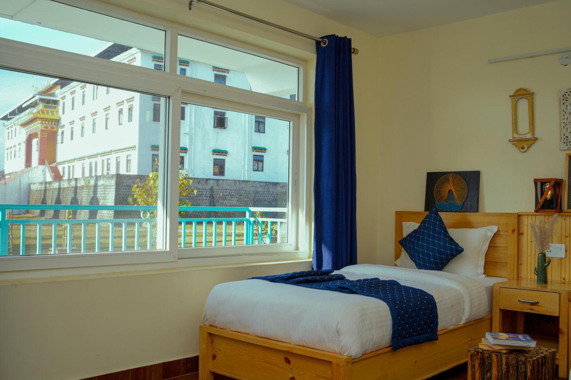 Chokling Arthouse - The Treasure Of Himalayas Hotel Bīr Eksteriør billede